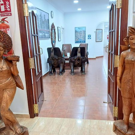 Hotel Manantiales Torremolinos Bagian luar foto